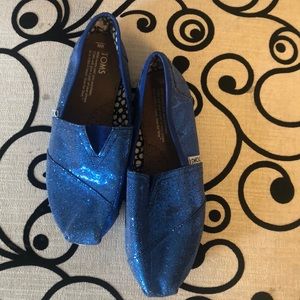 Toms Flats.  Blue Sparkle.  Size 8.